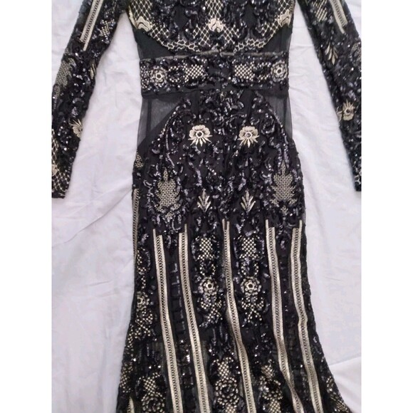 Fashion Nova Dress Black Gold Sequin Floral Embroidered Evening Gown Size Small - Picture 15 of 16